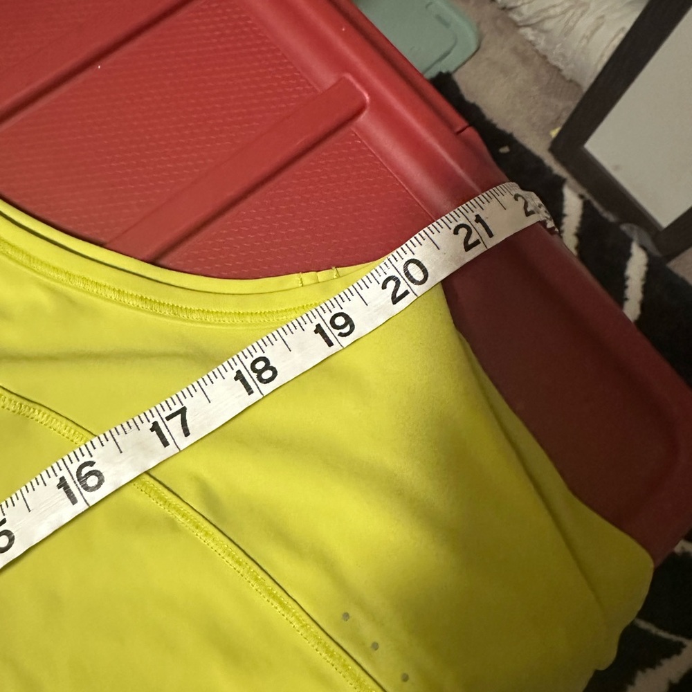 Lululemon Sculpt Tank *Cropped Yellow Pear W1CH5S fits like a 10 - Picture 5 of 8